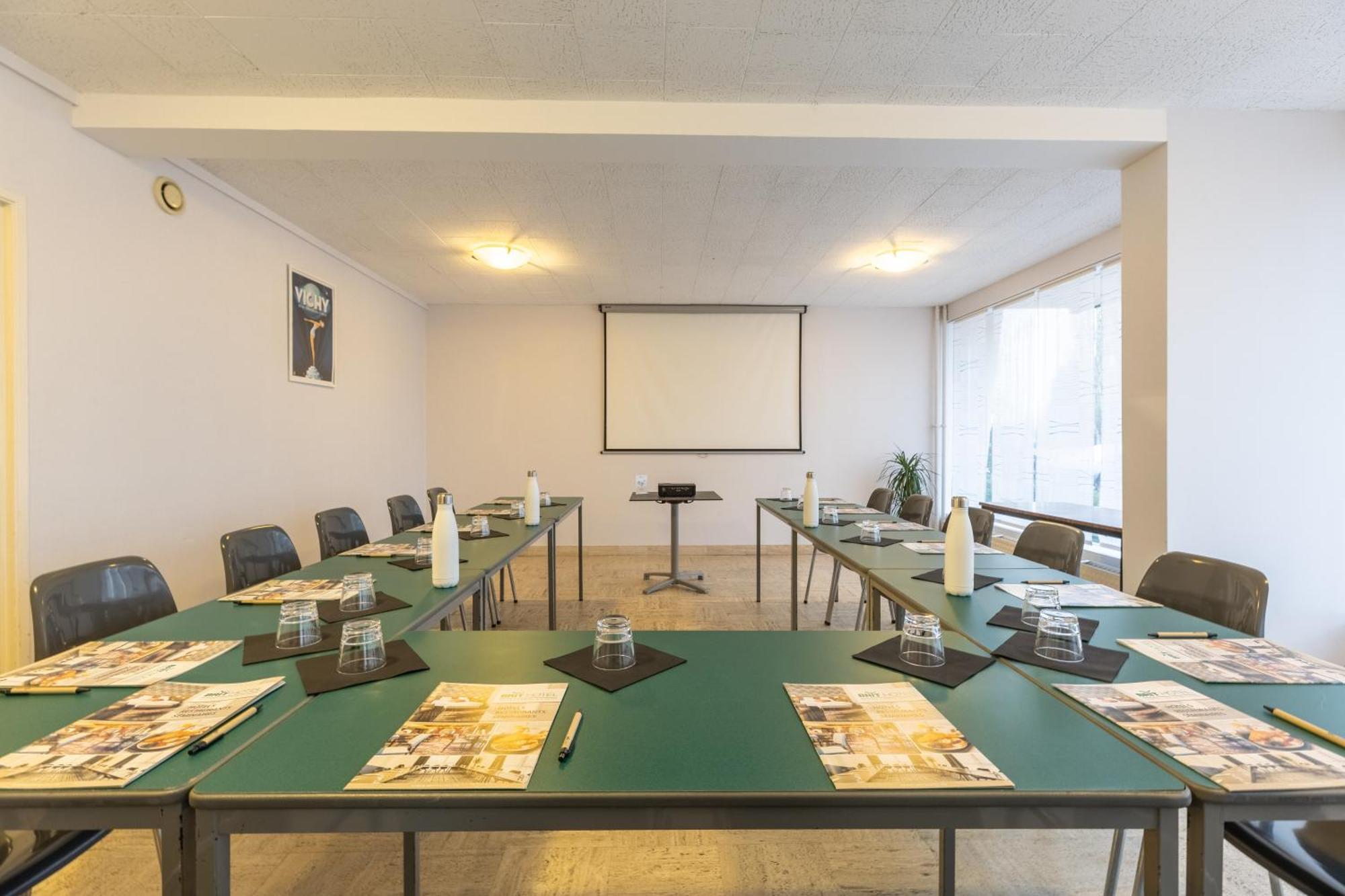 Brit Hotel Le Parc Vichy 贝勒里夫·苏尔·阿列尔 外观 照片