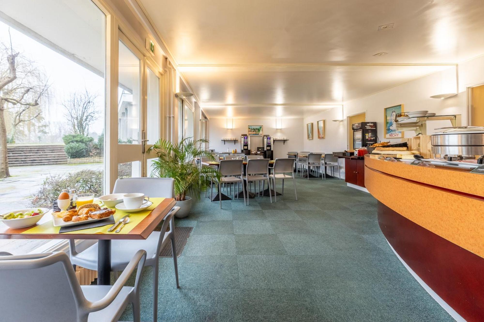 Brit Hotel Le Parc Vichy 贝勒里夫·苏尔·阿列尔 外观 照片