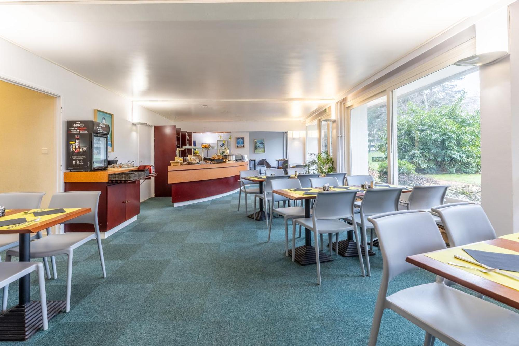 Brit Hotel Le Parc Vichy 贝勒里夫·苏尔·阿列尔 外观 照片